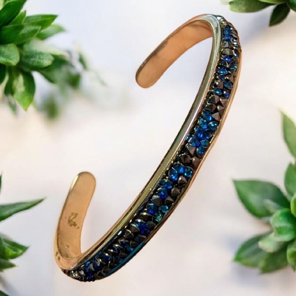Luca And Danni Silver Druzy Channel Cuff In Metallic Blue (EUC) - Picture 1 of 9